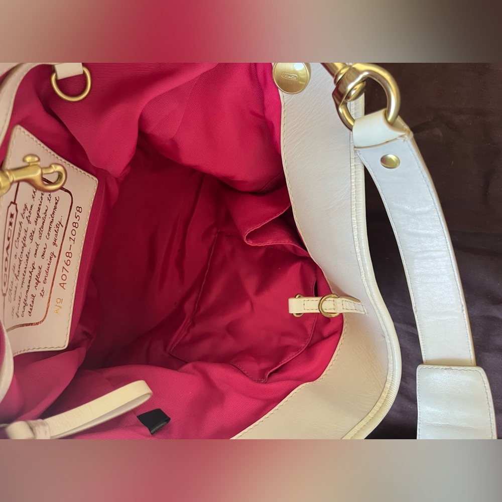 Coach Purse - Picture 3 of 9